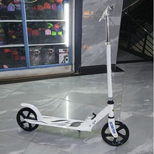 Teenage Scooters without brakes